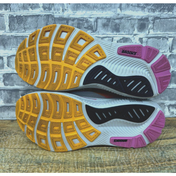 Brooks Ghost 17 Oyster Apricot Pink Running 1204311D070 Womens Sz 9.5 D Wide - Picture 11 of 11
